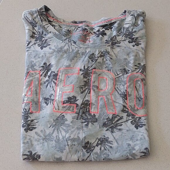 Set of 2 Aeropostale Gray & White Tropical Pattern Graphic Women's Tees Size XL - Picture 9 of 16